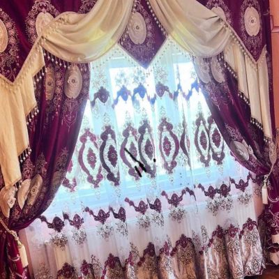 set perdea si draperie brodata royal