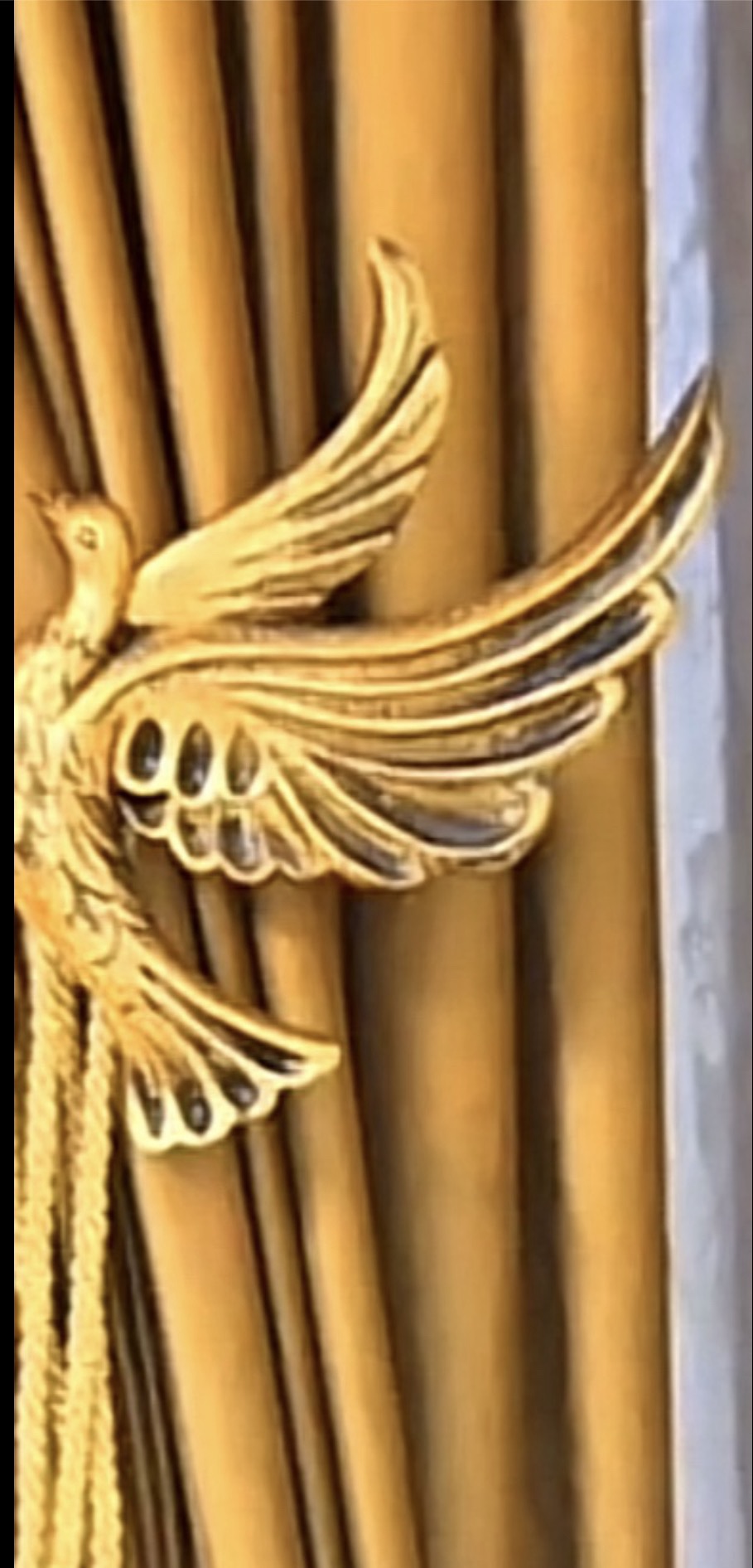 ACCESOR PRINDERE  DRAPERIA, GOLD                                         Denumire: PASĂRE GOLD