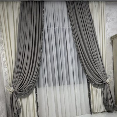 SET DRAPERIE CATIFEA  CULOARE  CREM CU GRI ,PERDEA TRIPLUVOAL ALB.      Cod.   Produs: 32988