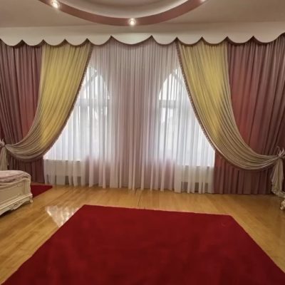 SET DRAPERIE CATIFEA  CULOARE ROZ CU CREM PERDEA  TRIPLUVOAL ALB.           Cod.  Produs:76021