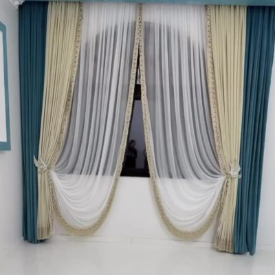 SET  DRAPERIE  CATIFEA CULOARE TURCOAZ CU CREM,   PERDEA TRIPLUVOAL ALB.                  Cod.  Produs:65902