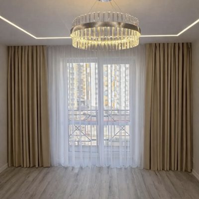 SET  DRAPERIE  CATIFEA  CULOARE  BEJ AURIU  PERDEA  TRIPLUVOAL ALB.         Cod.  Produs: 399801