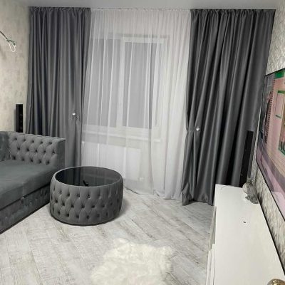 SET DRAPERIE CATIFEA CULOARE GRI ÎNCHIS , PERDEA  TRIPLUVOAL ALB.             Cod.  Produs: 549788