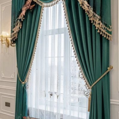 DRAPERIE  CATIFEA , CULOARE  VERDE  SMARALD  PERDEA TRIPLUVOAL ALB.          Cod.  Produs: 519328